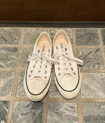 converse 화이트 로우컷 스니커즈 23.5cm