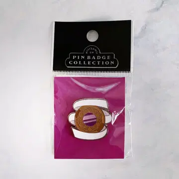 니지산지 EN 모티브 핀 배지 베자 리우스 반데이지