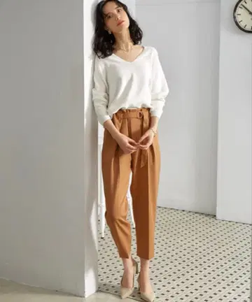 그린 레이블 릴랙싱 턱 벨트 슬랙스 사이즈 38