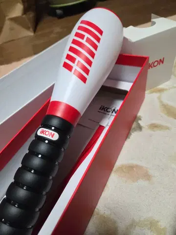 iKON 응원봉 박스 포함
