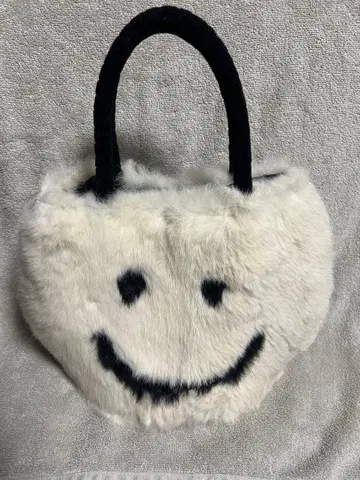 스마일 페이스 퍼 백