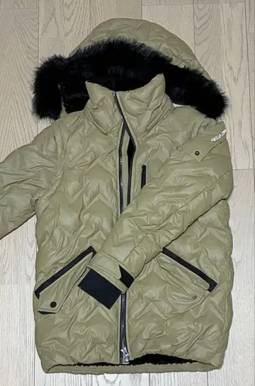 워크맨 필드코어 다운 자켓