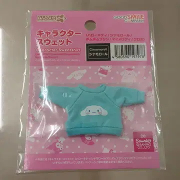 넨도로이드돌 시나몬 롤 캐릭터 맨투맨