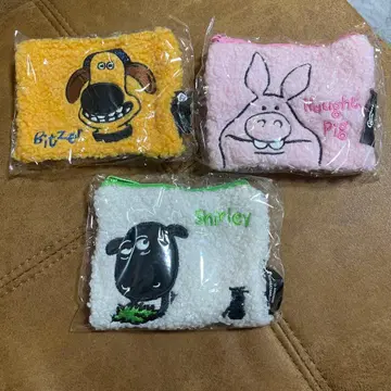 숀더쉽 복슬복슬 스퀘어 파우치