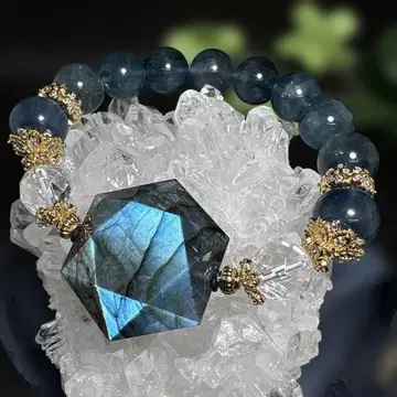 [ 고품질 ] 래브라도 라이트 육각형 블루 플로라이트 팔찌