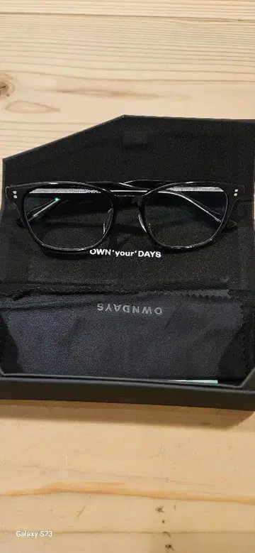 온데즈 기무라 타쿠야 착용