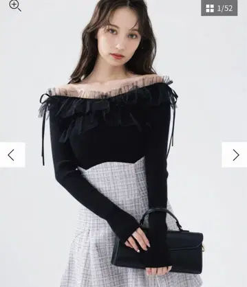 dazzlin 리본 튤 오프숄더 니트탑