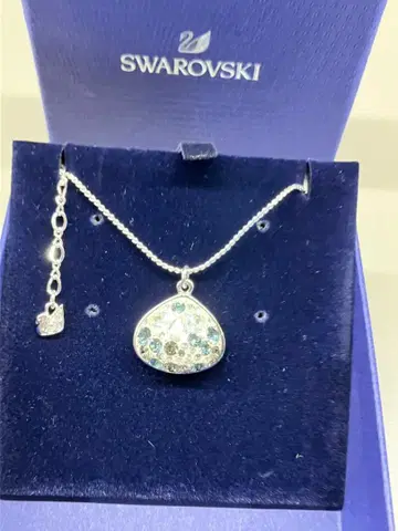 SWAROVSKI 스와로브스키 목걸이 쉘 비쥬