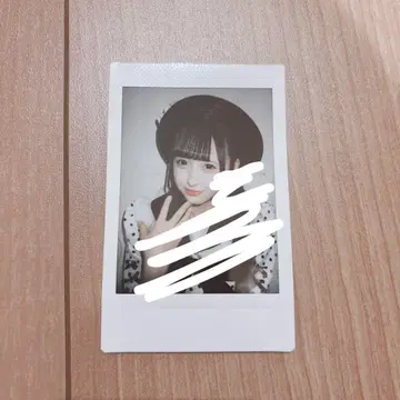 ILiFE! 와카바노아 11월 ILiVE! 의상 폴라로이드 런폴라