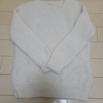 [ BALLSEY ] 화이트 니트 긴팔