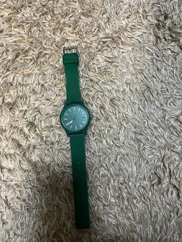 그린 실리콘 밴드 손목시계