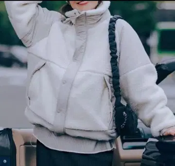 niko and - 스포티 스탠드 보아 자켓