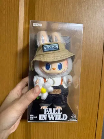 POP MART FALL IN WILD 봉제 인형