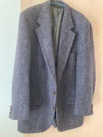 배송비 포함 해리스 트위드 테일러드 자켓 두툼한 싸개 단추 상태 좋습니다