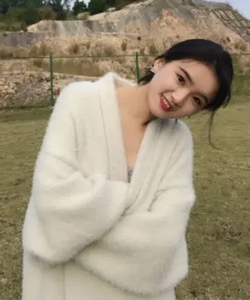 아이보리 롱 모헤어 니트 가디건 (벨트 없음, 두꺼운 원단)