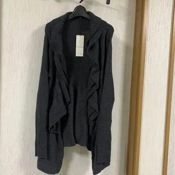 프릴 디자인 그레이 가디건