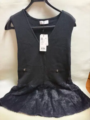 [ 미사용, 택 포함 ] index 페더 절개 니트 오버롤 스커트