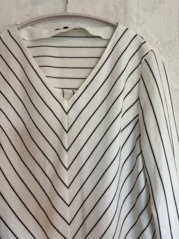 INDIVI 바이어스 스트라이프 블라우스 오피스 화이트 사이즈 38