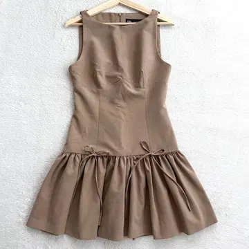 새상품급 ZARA 리본 포함 숏 기장 개더 원피스 S 사이즈 베이지