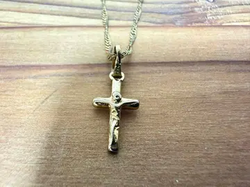 골드 컬러 십자가 펜던트 목걸이