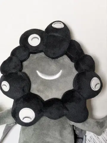 미야쿠미야쿠 봉제 인형 파우치 블랙