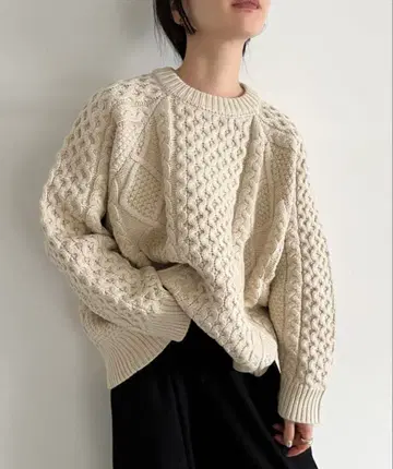 select MOCA by son 빈티지라이크 케이블 니트