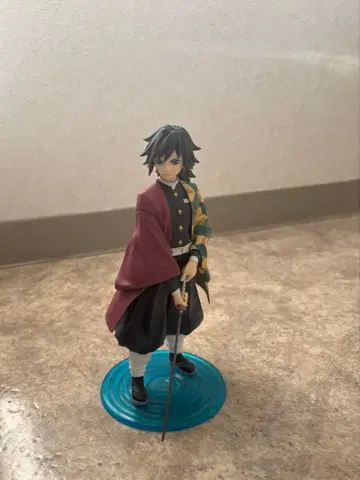 귀멸의 칼날 토미오카 기유 나기 피규어