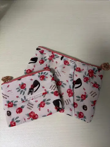 마녀 배달부 키키 파우치 세트 (대 소)