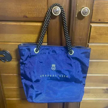 quarant'otto 네이비 토트백