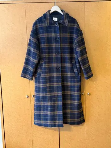 LOWRYS FARM 빅 체크 코트