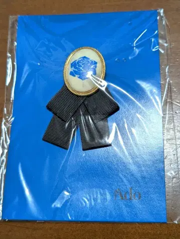 Ado 카무파넬라 VIP 특전 브로치
