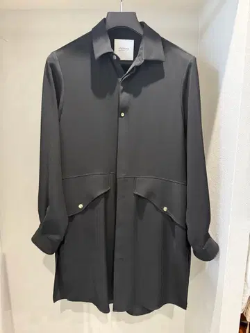 STUDIOUS 블랙 롱 셔츠