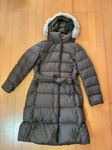 유니클로 라이트 웨이트 다운 후디드 코트 퍼 포함 사이즈 S