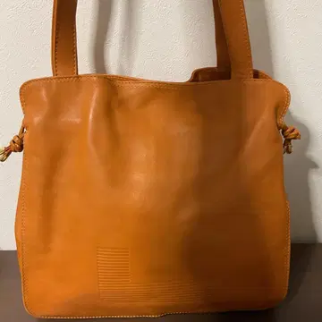 개점 세일 레어품 새상품급 란셀 가죽 로고 엠보싱 토트백