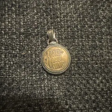 버튼 웍스 래리 스미스