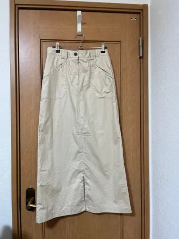 베이지 타이트 롱 스커트