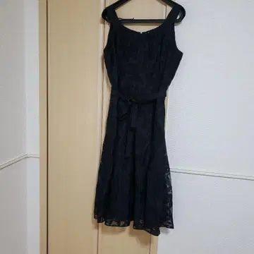 COMME CA ISM 블랙 드레스