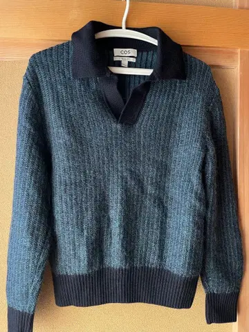 COS 폴로 칼라 니트