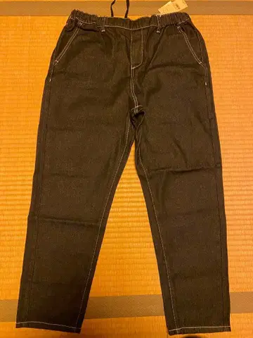 새상품 이지 테이퍼드 팬츠