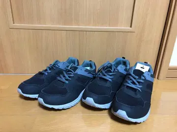 운동화 26cm와 28cm 2켤레 세트