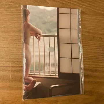 쿠로다 미사토 아름답게 질투하는 개인전 한정판