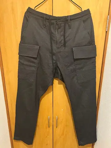 NANO UNIVERSE 다크 그레이 사루엘 팬츠