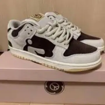 stillz 스니커즈 상자 없음 히라모토 렌 착용