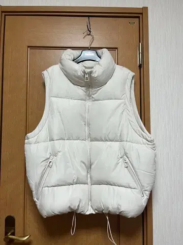 화이트 다운 베스트 M 사이즈 GRL