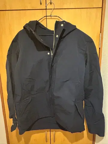 relume 네이비 마운틴 후드티