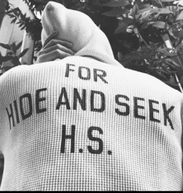 Hide and Seek 후드티 M 사이즈 와플