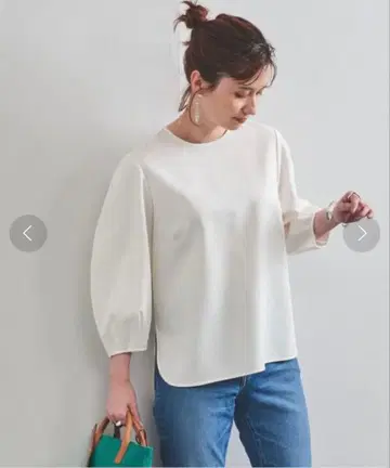 유나이티드 애로우즈 벌룬 슬리브 블라우스 화이트