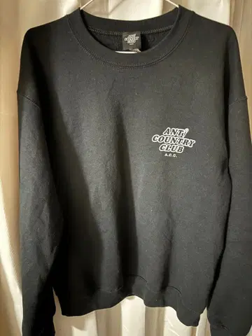 ANTI COUNTRY CLUB 맨투맨 블랙