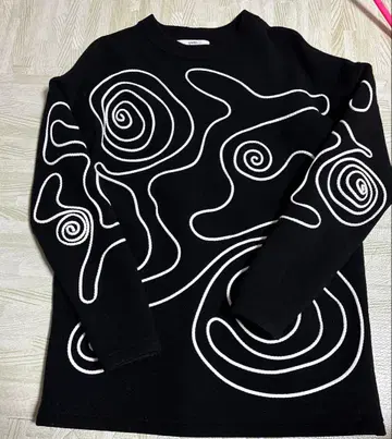 UN3D 앙리드 스월 패턴 니트 Fsize