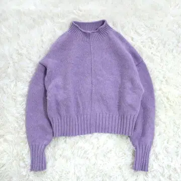 맥피 투모로우랜드 울 캐시미어 하이넥 니트 라벤더